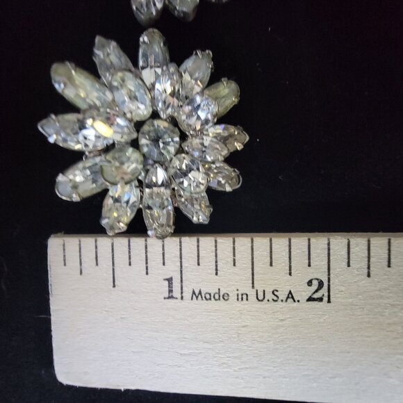 Vintage Crystal Floral Rosette Clip On Earrings Womens Rhinestone Formal - Picture 6 of 6